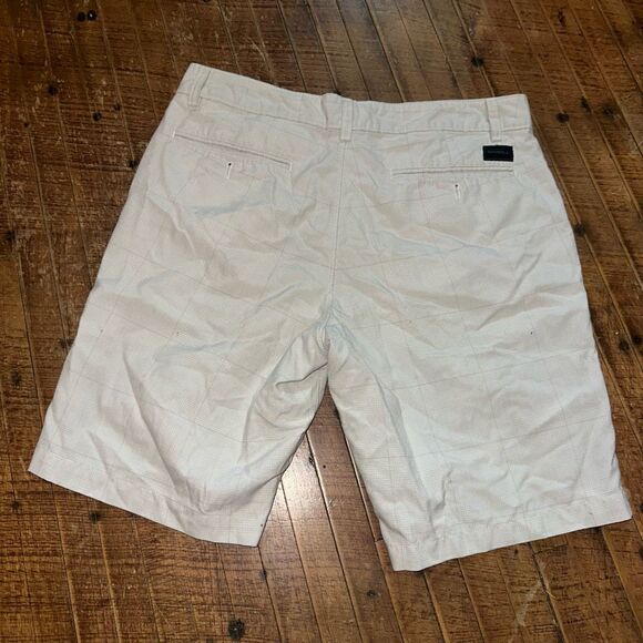 O’Neill cream plaid relaxed flat front size 33 gorpcore shorts - Picture 3 of 3